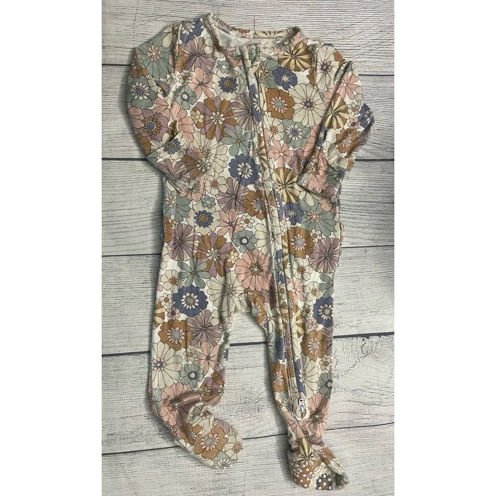 Angel Dear Bamboo Flowers Baby Girl Pajamas (PJs) Sleeper, 6-9 months